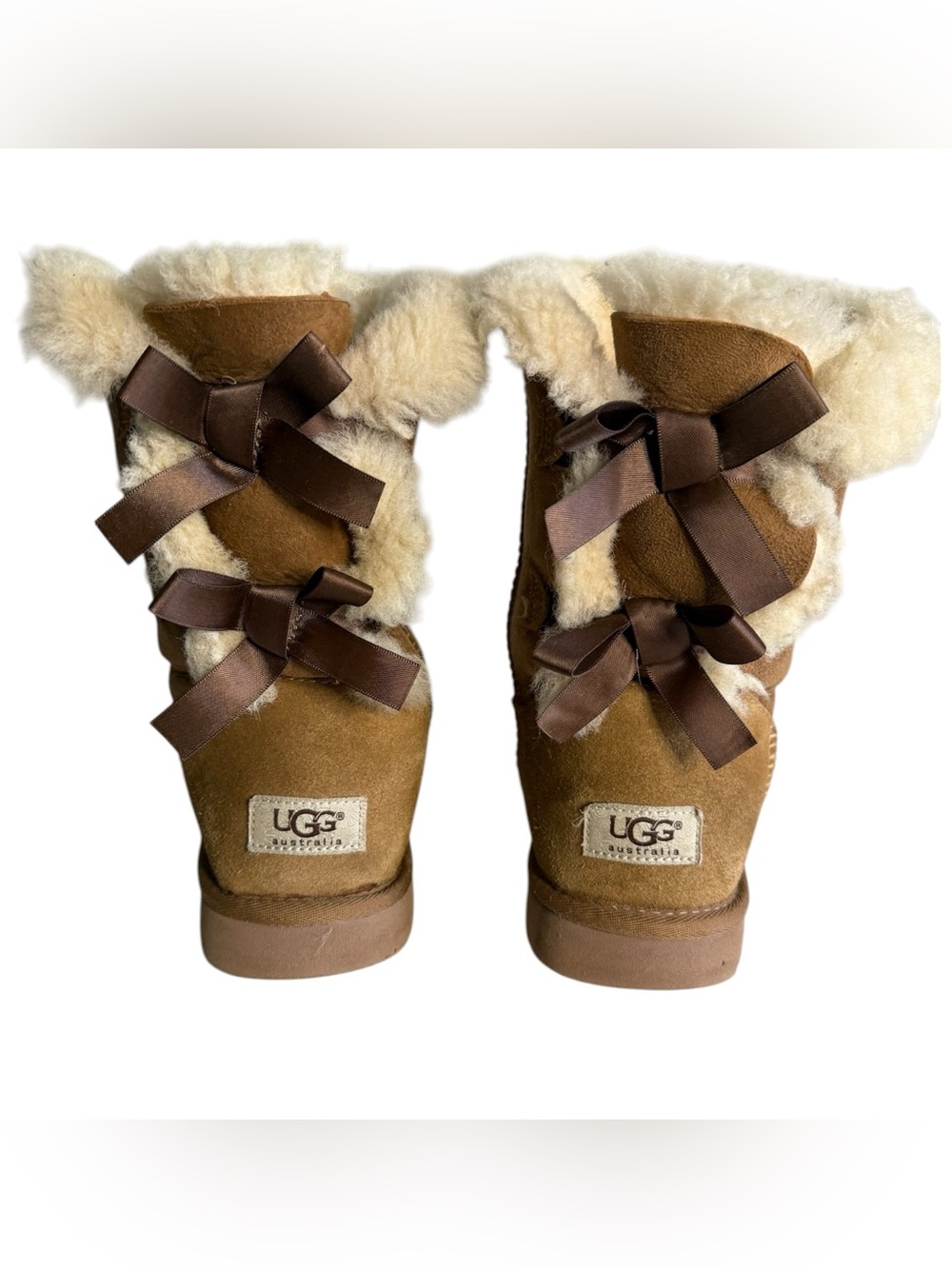 UGG Bailey Bow II Chestnut Boots Women's Size 9